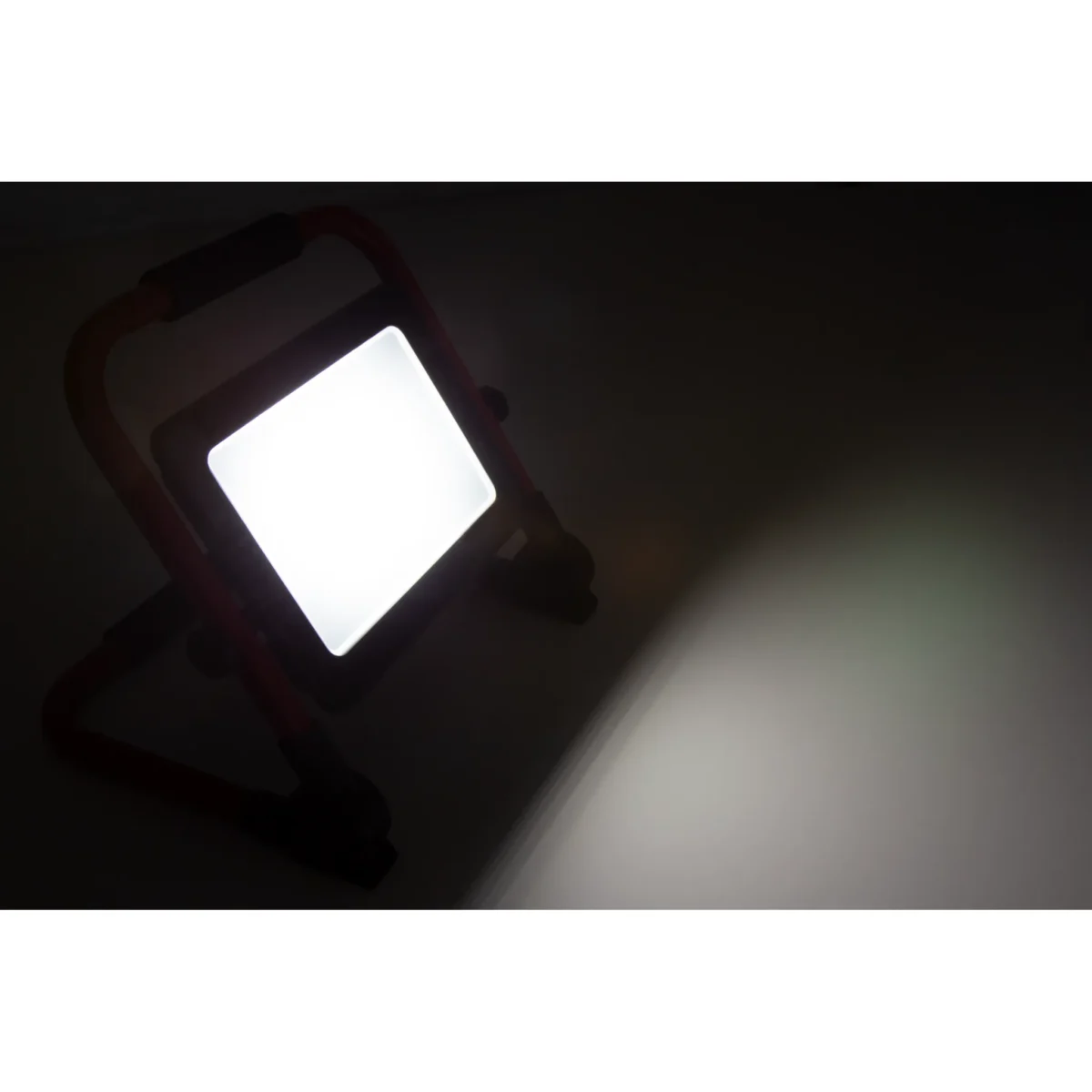 LED Baustrahler mit Akku McShine "LEB-50-B" 3500lm, 50W, IP54, 4000K neutralweiß – Bild 5