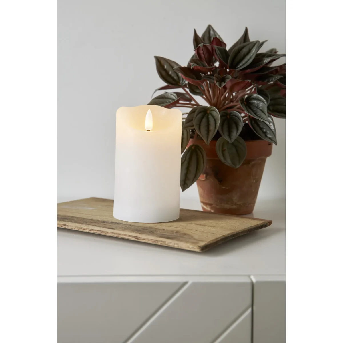 LED Echtwachs-Kerze "Flamme Rustic", weiß, 12.5x7.5cm, Timer – Bild 3