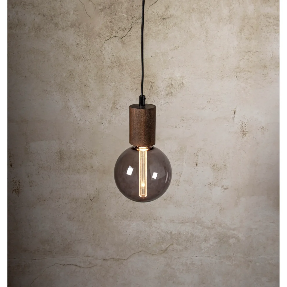 LED-Lampe "Soft Glow", E27, 2800K, 80 Ra, 45lm, 12,5x16,4cm,1,1W, Rauchglas – Bild 5