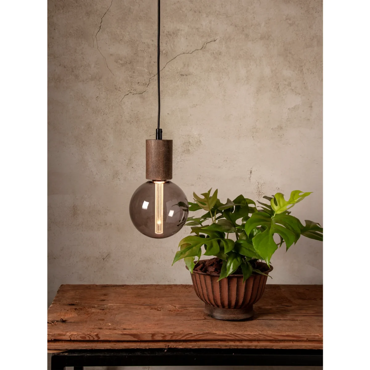 LED-Lampe "Soft Glow", E27, 2800K, 80 Ra, 45lm, 12,5x16,4cm,1,1W, Rauchglas – Bild 6