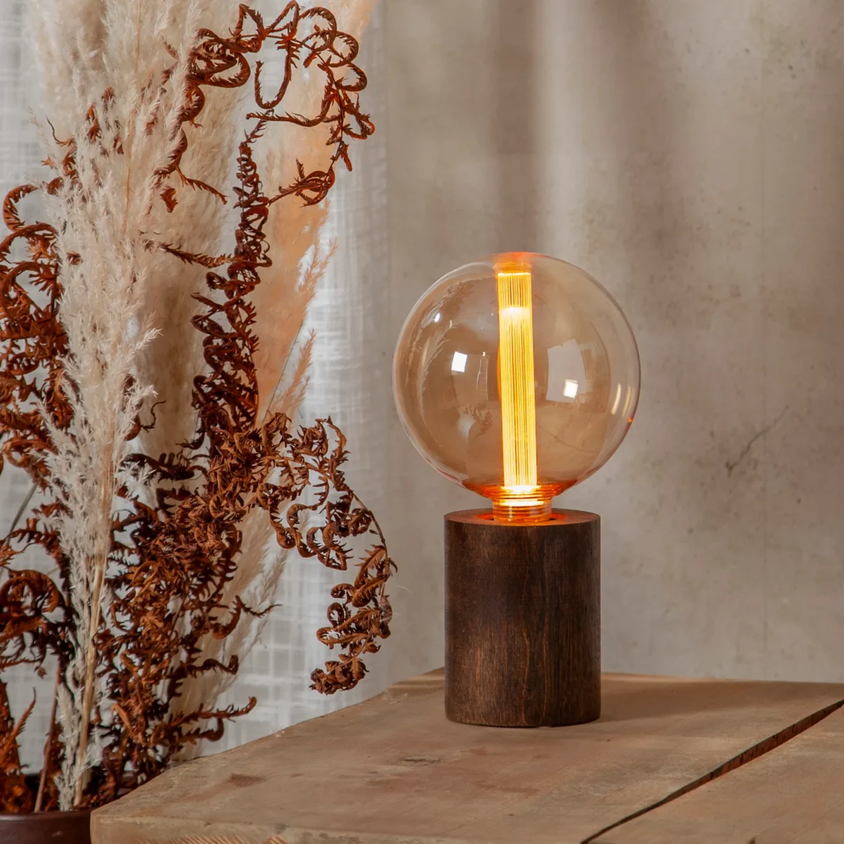 LED-Lampe "Soft Glow", E27, 1700K, 80 Ra, 45lm, 12,5x16,4cm, 2W, Amber – Bild 2
