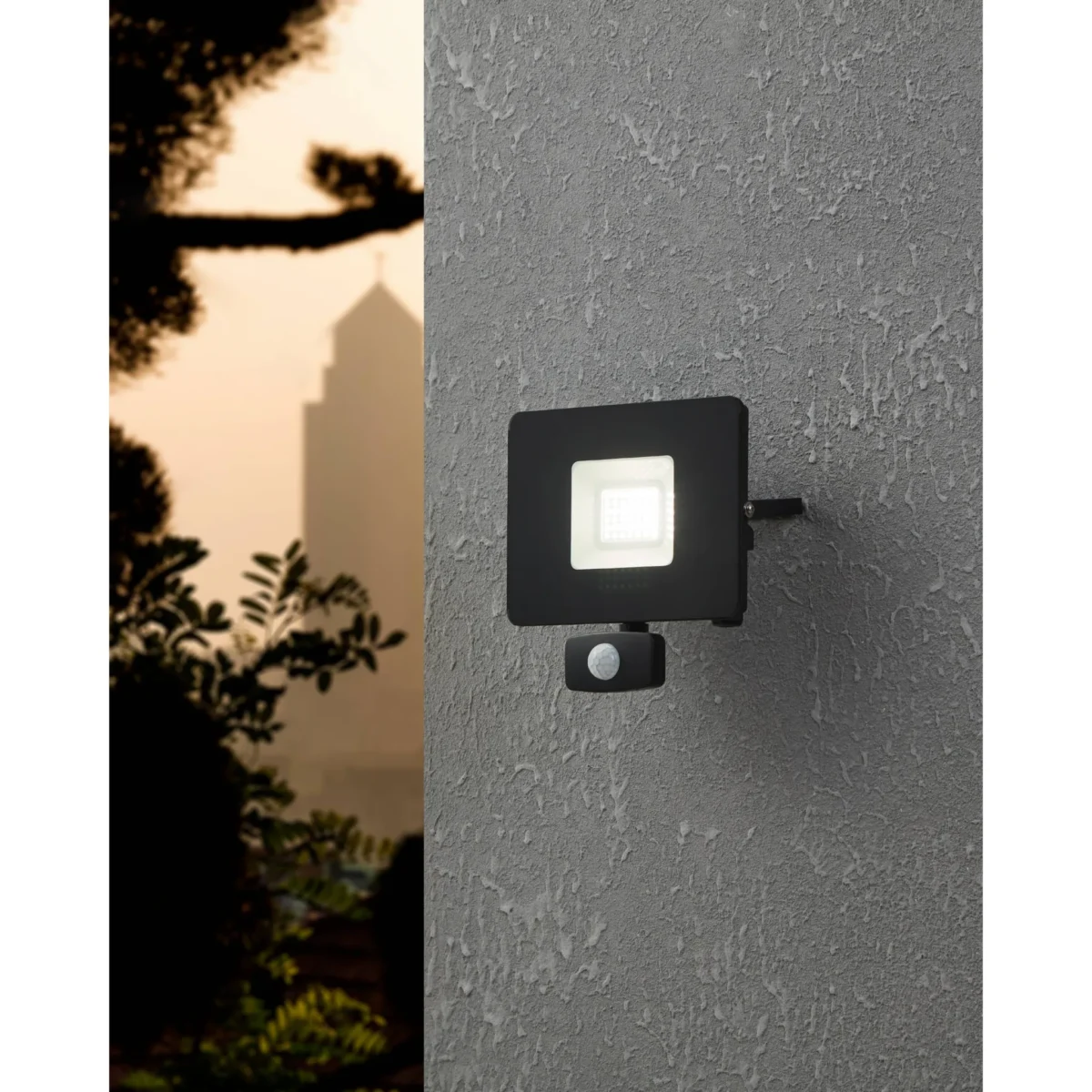 Wandleuchte EGLO "Faedo 3", LED, 31W, Alu, 5000K, 3400lm, mit Sensor – Bild 2