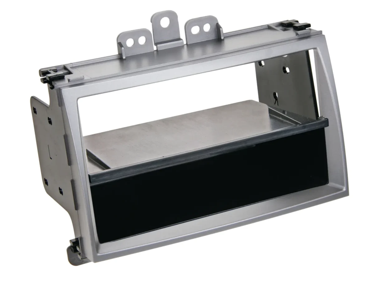 2-DIN RB mit Fach Hyundai I 20 03/2009 silber – Bild 1