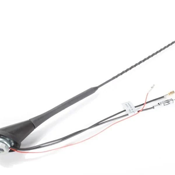16V Antenne DAB/FM aktiv 56 Grad mit DINM/SMBF Anschluss