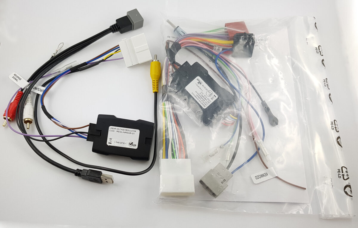 Kenwood Kit -2-DIN Schacht in den Fahrzeugen Nissan NV200, NV300 und NV400 – Bild 1